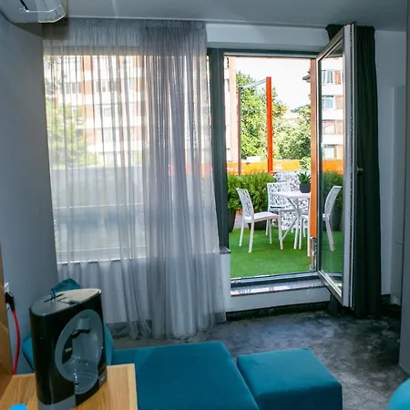 Konukevi B&d Delux, New 4*