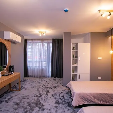 B&d Delux, New Гостевой дом 4*