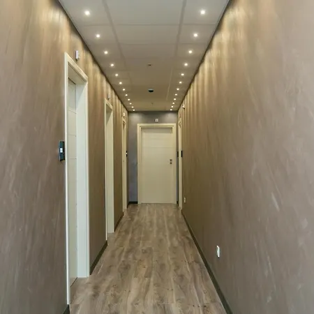 B&d Delux, New Gasthof Lowetsch