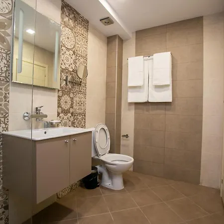 B&d Delux, New Konukevi Lovech