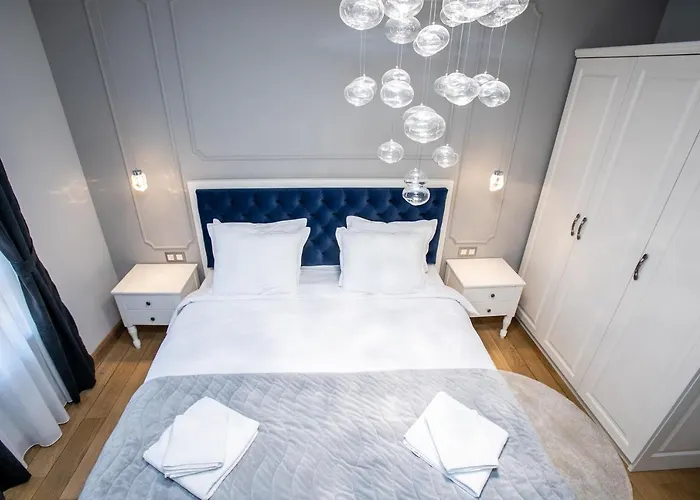 B&d Delux, New ゲストハウス ロヴェチ