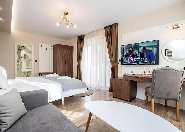 ゲストハウス B&d Delux, New ロヴェチ