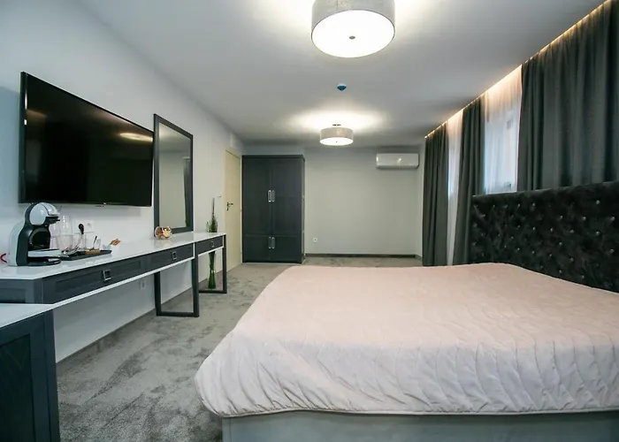 B&d Delux, New Gasthuis Lovetsj