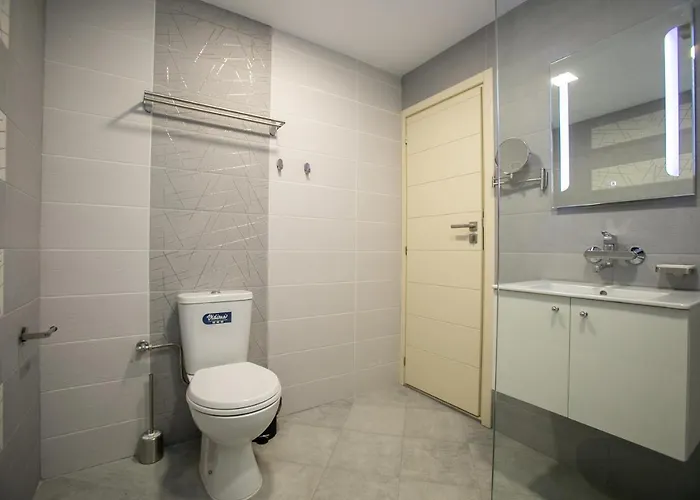 B&d Delux, New Gasthuis