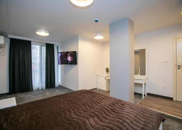 B&d Delux, New Gasthuis