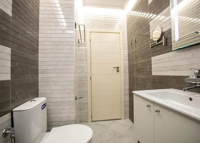 B&d Delux, New ゲストハウス ロヴェチ