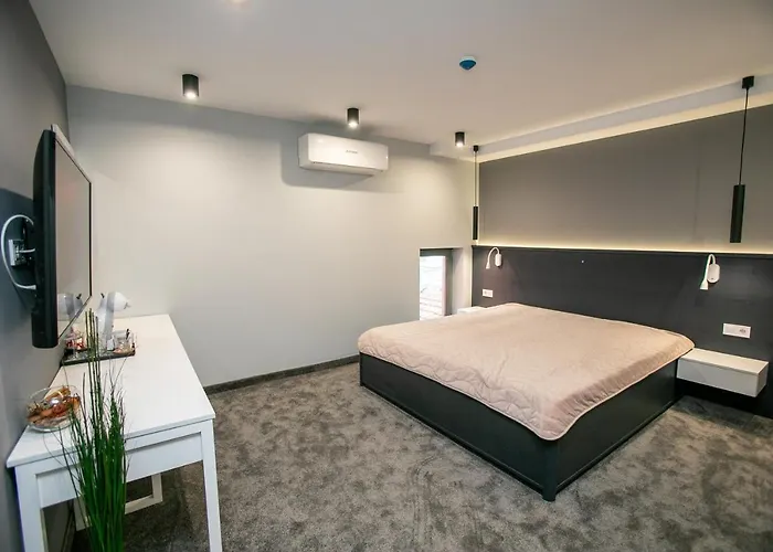 B&d Delux, New ロヴェチ